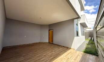 Imagem: Casa á venda com 3 quartos, lote 202m²