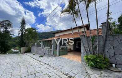 Imagem 3: Excelente Casa com 4 dormitórios à venda, 263 m² por R$ 1.150.000 - Bom Retiro - Teresópol