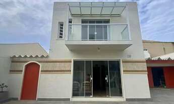 Imagem 2: Sobrado para aluguel possui 100 metros quadrados com 3 quartos em Centro - Imbé - RS