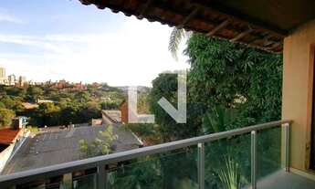 Imagem 7: Casa à Venda - Havaí, 2 Quartos, 232 m2