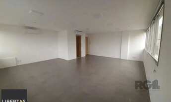 Imagem 4: Excelente sala comercial no Menino Deus, com uma vaga de garagem coberta e escriturada