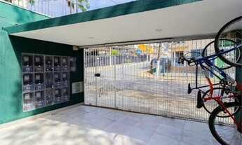 Imagem: Casa com 12 quartos à venda em Cambuci