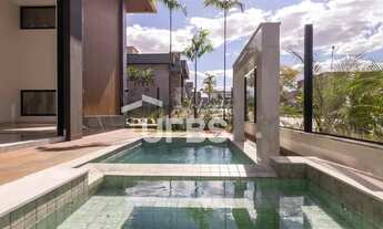 Imagem 5: Esplêndida Casa de Luxo à Venda no Condomínio Portal do Sol Green Goiânia/GO