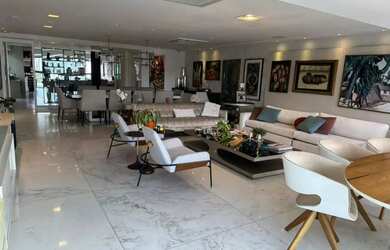 Imagem: 255 m² 4 quartos 04 vagas