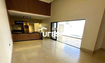 Imagem 6: Térrea para venda tem 225 metros quadrados com 3 quartos