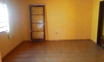 Imagem 5: Casa 4 qtos, em lote 360m², B. Mantiqueira, prox. ao posto gasolina e escola moyses kaliu