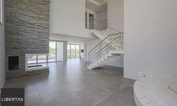 Imagem: Casa em condomínio com 286 m² de área