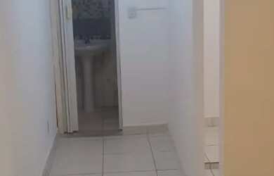 Imagem 6: Kit arrumada, com 35 metros quadrados. Água e Internet Incluso