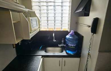 Imagem 5: Ed Teacher House, semi mobiliado na Almirante com a Lomas, ap de 2Q e 1 vaga de garagem