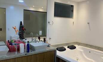 Imagem 2: Casa de rua na quadra da praia