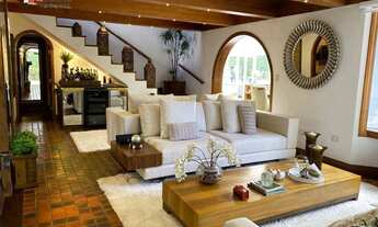 Imagem 2: Casa com 3 dormitórios à venda, 400 m² por R$ 2.800.000 - Vila Austríaca - Campos do Jordã