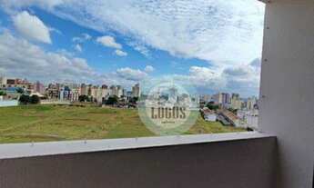 Imagem 4: Apartamento bem distribuído com 67m², composto por 3 dormitórios, à venda por R$ 270.000