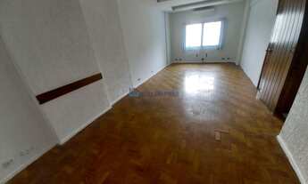 Imagem 4: Conj Comercial na Região da Liberdade, com 3 salas, 2 banheiros e uma vaga de garagem