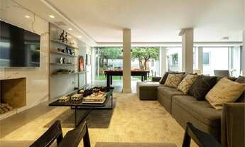 Imagem 5: Sobrado para venda possui 347 metros quadrados com 5 quartos em Alto de Pinheiros - São Pa