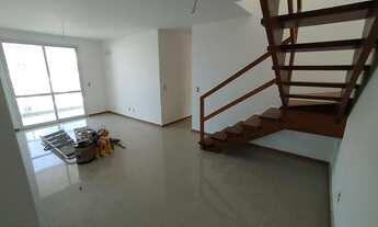 Imagem 2: Cobertura com vista panorâmica, frente, sol da manhã, 2 vgs