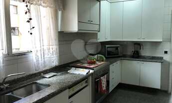 Imagem 4: Amplo e lindo apartamento, possui 4 suítes, dormitórios principal com closet e hidromassag