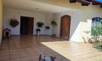 Imagem: Casa Jardim América - Rua C 176