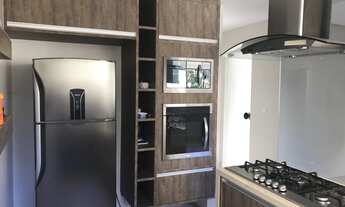 Imagem: Casa de rua na quadra da praia