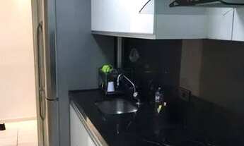 Imagem 7: Apartamento para aluguel possui 70 metros quadrados com 2 quartos em Pajuçara - Maceió - A