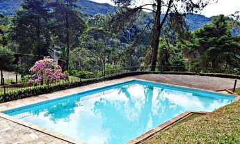 Imagem: Magnífica casa triplex em estilo rústico