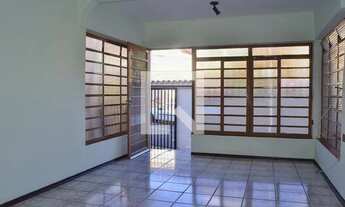 Imagem 3: Casa para Aluguel - Jardim Interlagos, 3 Quartos, 288 m2