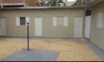 Imagem: Alugo kitinete mobiliada no centro Quadra