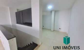 Imagem 2: Sala comercial com pavimento superior para extensão da sala ou reverter em imóvel residenc