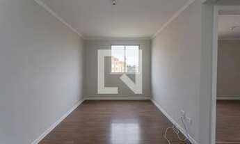 Imagem 2: Apartamento para Aluguel - Santa Cândida, 2 Quartos, 45 m2