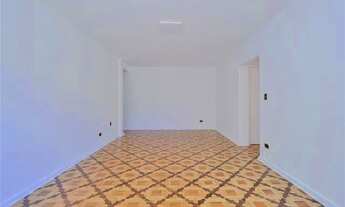 Imagem 6: Edifício SILVIO ROSSI no 2º Andar na Vila Madalena em São Paulo/SP - Apartamento à Venda c