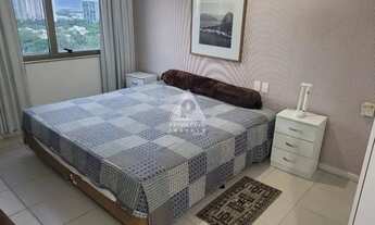 Imagem 3: Mediterrâneo Flat na Barra: o conforto de 2 suítes, com serviços de Hotelaria e vista pro