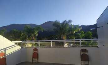 Imagem 2: Casa 230m² com 3 Suítes com Closet, 5 Banheiros, Salão, Sala Jantar, Cozinha armários. Var