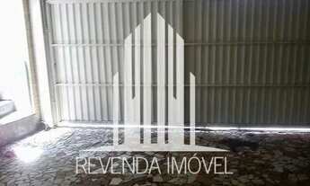 Imagem 6: Casa com dois andares, 3 quartos, 2 vagas, 2 banheiros, sala, lavanderia e enorme cozinha