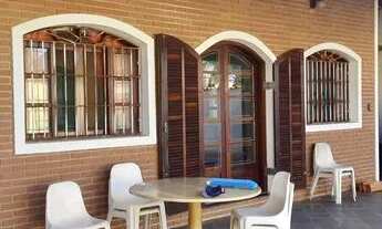 Imagem: CASA COM PISCINA E CHURRASQUEIRA LADO PRAIA