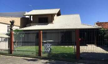 Imagem 6: NA PRAIA DA PINHEIRA, PALHOÇA-SC, Linda casa próxima da Praia de Baixo a 200 metros