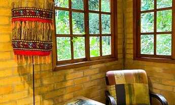 Imagem 7: Casa em condomínio com 4 suítes na Praia de Juquehy, disponível anual com estilo Bali