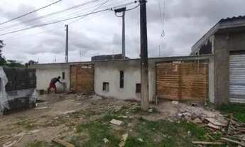 Imagem 2: Casa lado praia com 2 dormitórios em Itanhaém/SP