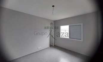 Imagem 7: Casa / Condomínio - Bairro Floresta - Locação e Venda - Residencial