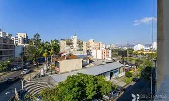 Imagem 6: Apartamento para venda tem 120 metros quadrados com 3 quartos em Santa Cecília - Porto Ale