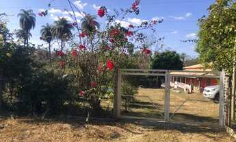 Imagem 4: Sítio de 5.000 metros com piscina e água nos Fundos