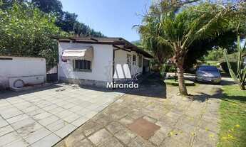 Imagem 2: Casa linear de 6 qts, no Condomínio Portão Azul, Caneca Fina, piscina e churrasqueira, ter