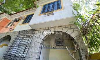 Imagem 2: Excelente casa duplex 5 quartos, área externa, vaga