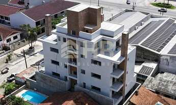 Imagem 2: Apartamento com 03 dormitórios sendo 01 suíte e 01 vaga de garagem Balneário Riviera Matin