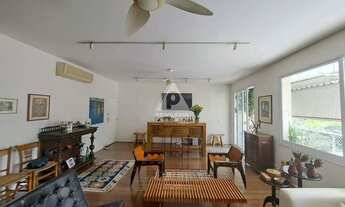 Imagem 5: Amplo Apartamento no Cosme Velho com 192m² - 4 Quartos, 2 Suites, Varanda 3 Vagas