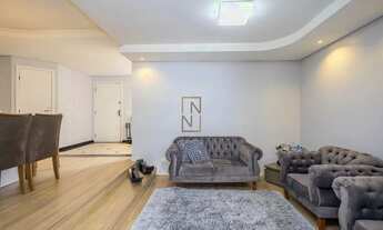 Imagem 4: Apartamento a Venda no Batel! Seu Novo Lar de Sonhos Espera por Você!!!