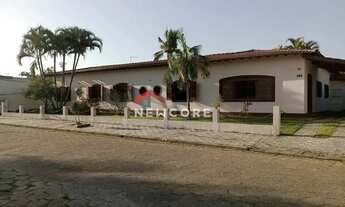 Imagem 2: Casa em Rua das Camélias - Parque Turistico - Peruíbe/SP