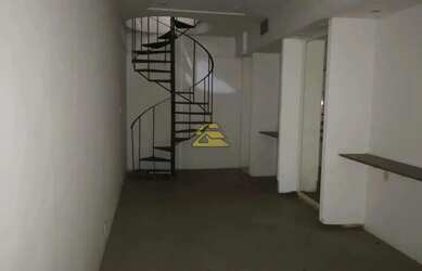 Imagem 2: Centro Galpão / depósito com venda por R$250.000