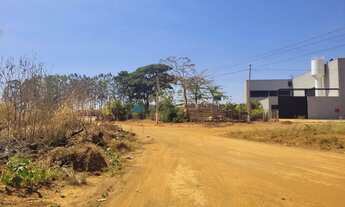 Imagem 2: Área 1 quadra atrás da Br-153, bom para Galpão