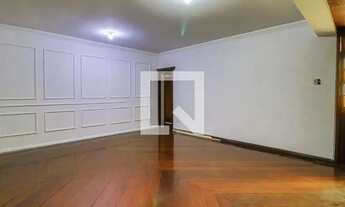 Imagem 4: Casa à Venda - Sagrada Família, 4 Quartos, 240 m2