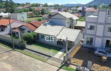 Imagem 5: Casa de Alvenaria - Venda - 03 dormitórios - 238m2 - Semi Mobiliada - Condomínio Fechado A