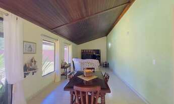 Imagem 7: Lazer e Natureza no Mirante do Vale - 4 quartos, ampla área gourmet, piscina e quintal